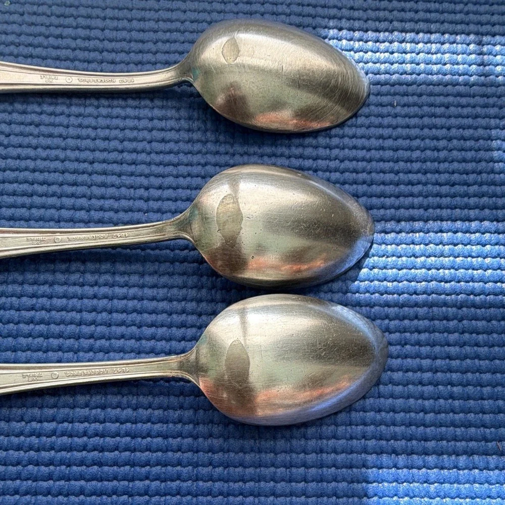 1847 Rogers Bros Old Colony Silverplate XS Triple spoons 7